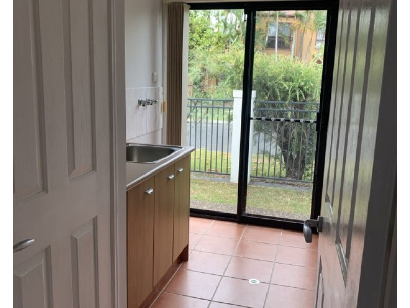 41 Woody Views Way, Robina QLD 4226