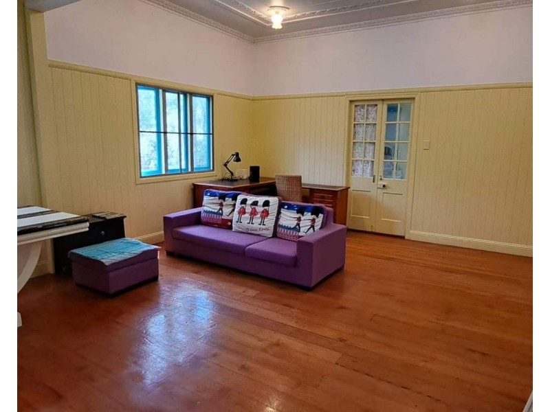 1041 South Pine Road, Everton Hills QLD 4053