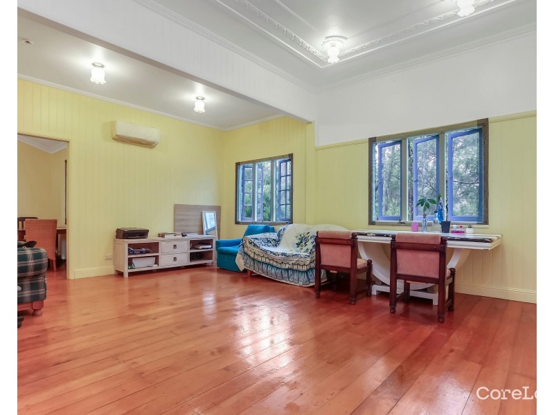 1041 South Pine Road, Everton Hills QLD 4053