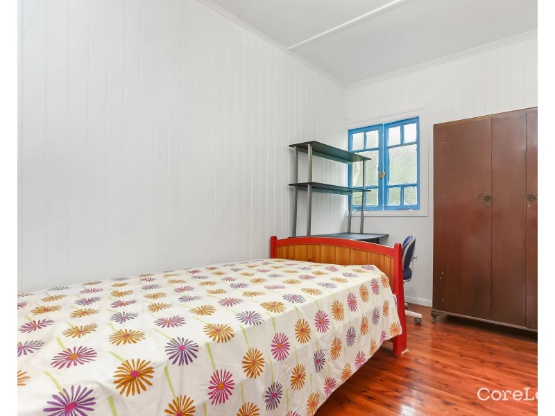 1041 South Pine Road, Everton Hills QLD 4053