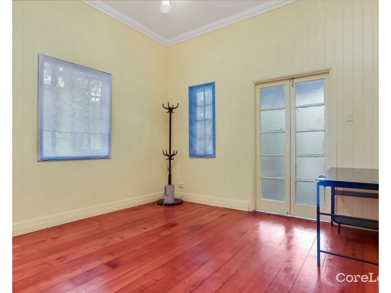 1041 South Pine Road, Everton Hills QLD 4053