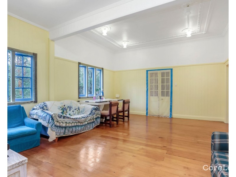 1041 South Pine Road, Everton Hills QLD 4053