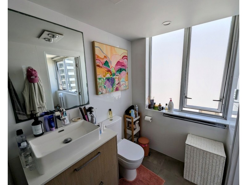 24/3508 Main Beach Parade, Main Beach QLD 4217