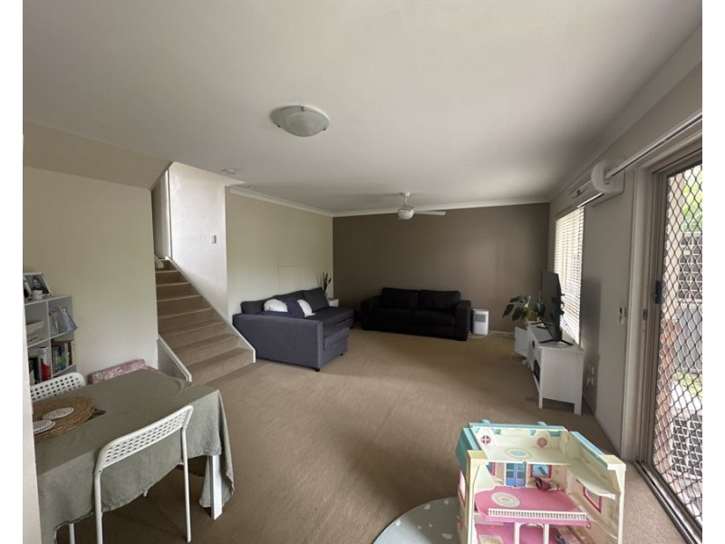 9/757 Ashmore Road, Molendinar QLD 4214