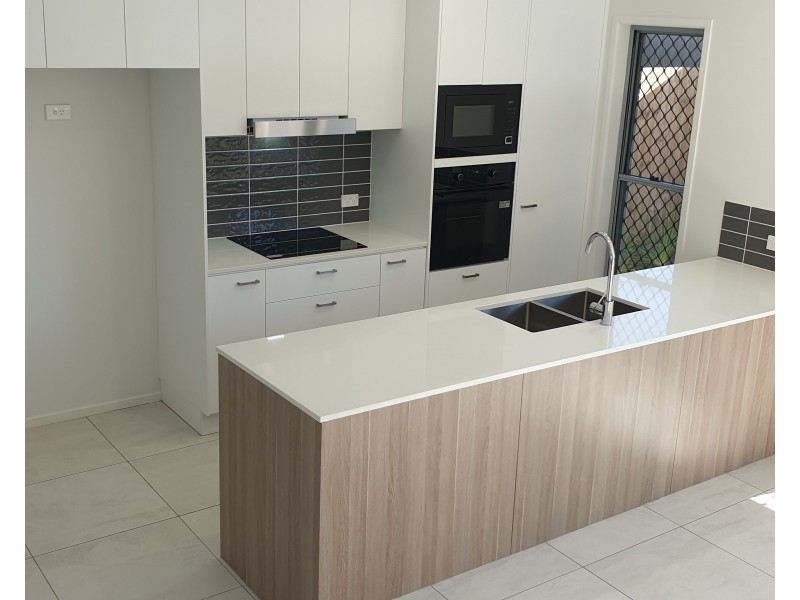 21/14 Cavill Place, Runcorn QLD 4113