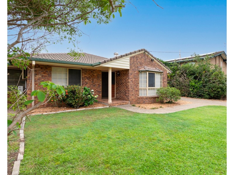 38 Phillip Street, Redland Bay QLD 4165