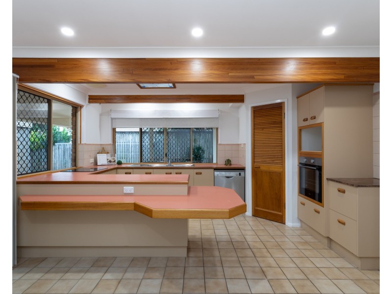 38 Phillip Street, Redland Bay QLD 4165