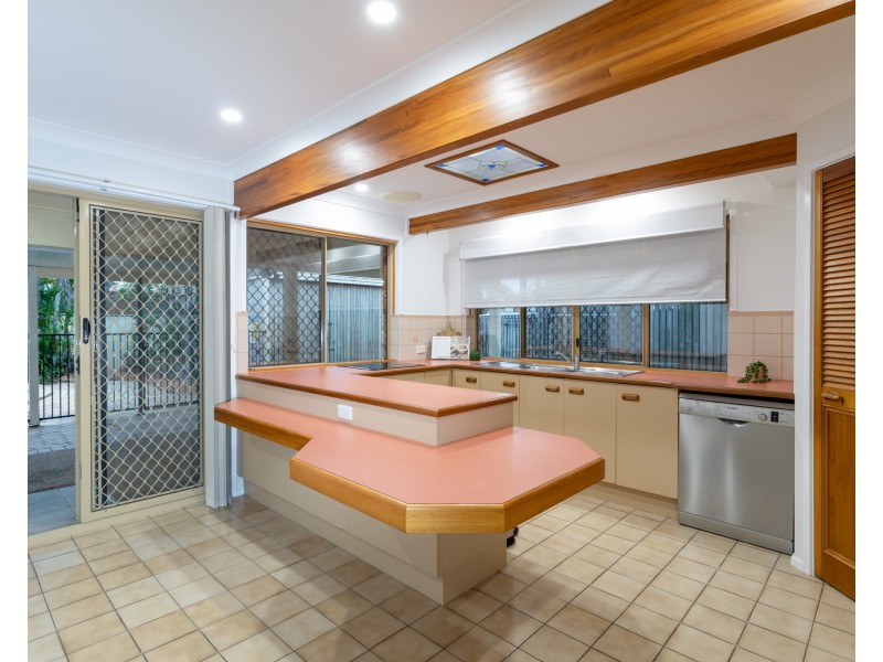 38 Phillip Street, Redland Bay QLD 4165