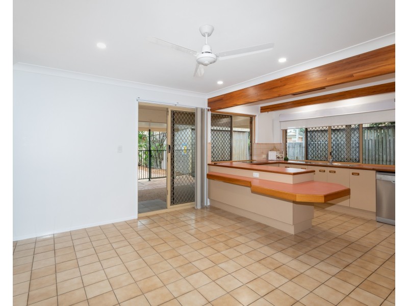 38 Phillip Street, Redland Bay QLD 4165