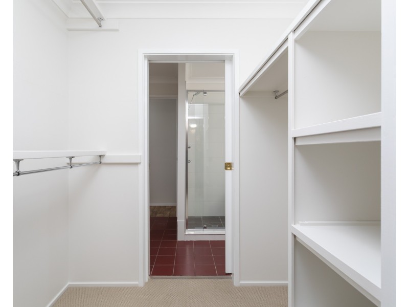 38 Phillip Street, Redland Bay QLD 4165