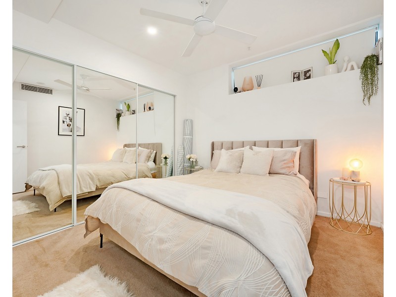 1009/123 Cavendish Road, Coorparoo QLD 4151