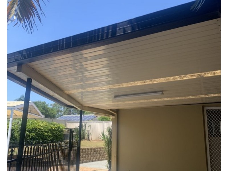 4 Muresk Court, Mermaid Waters QLD 4218