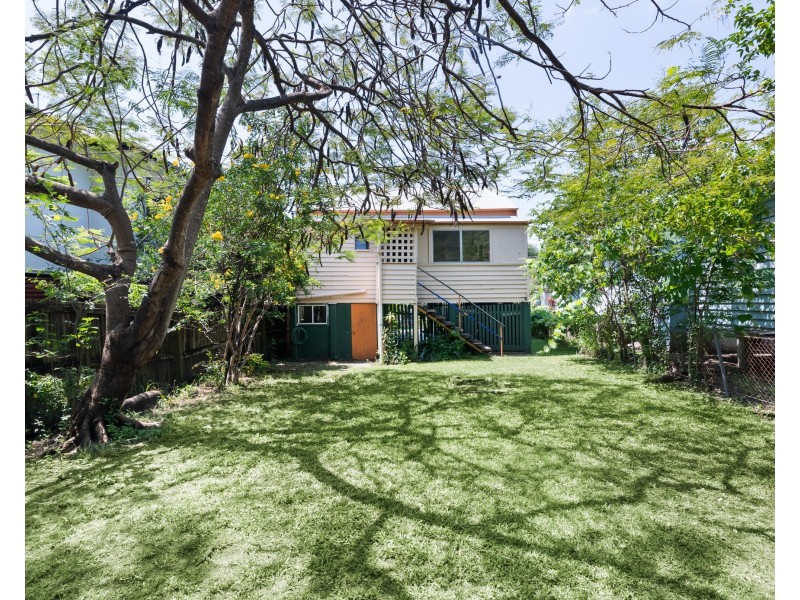 12 Dulwich Road, Yeronga QLD 4104