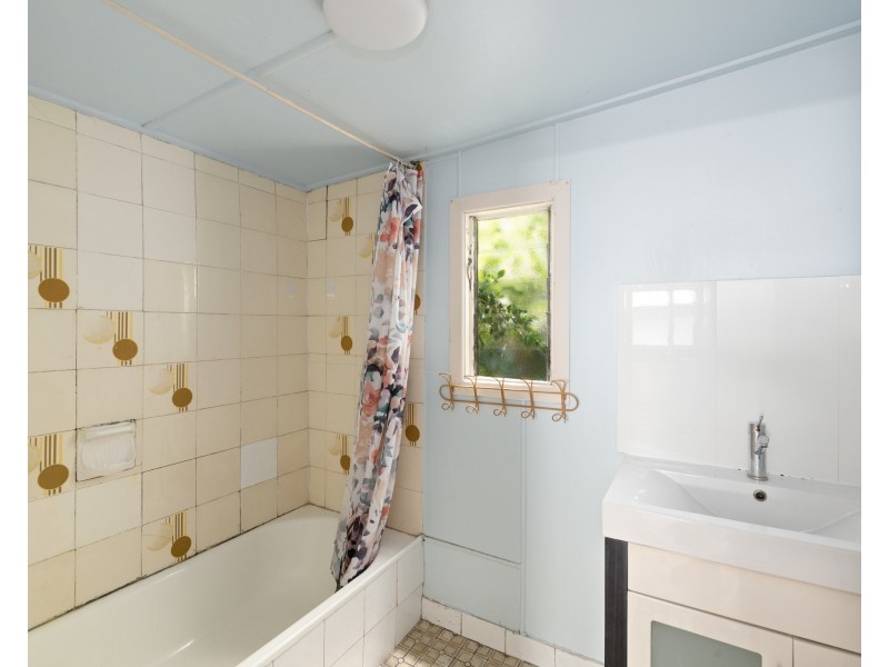 12 Dulwich Road, Yeronga QLD 4104