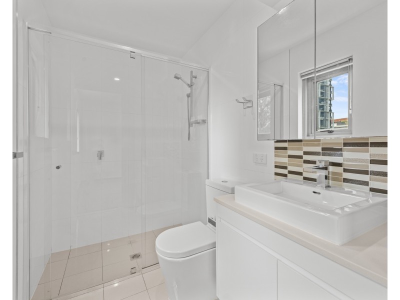 8/21 Manning Street, Milton QLD 4064
