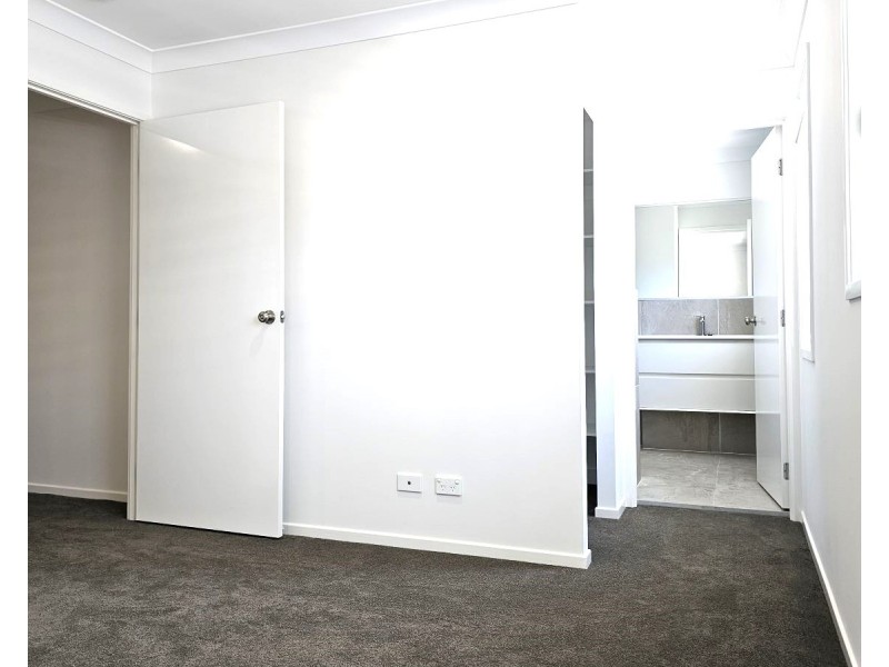 31/83 Cribb Avenue, Mitchelton QLD 4053