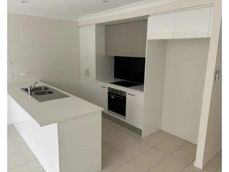 61/19 Whittley Court, Pimpama QLD 4209