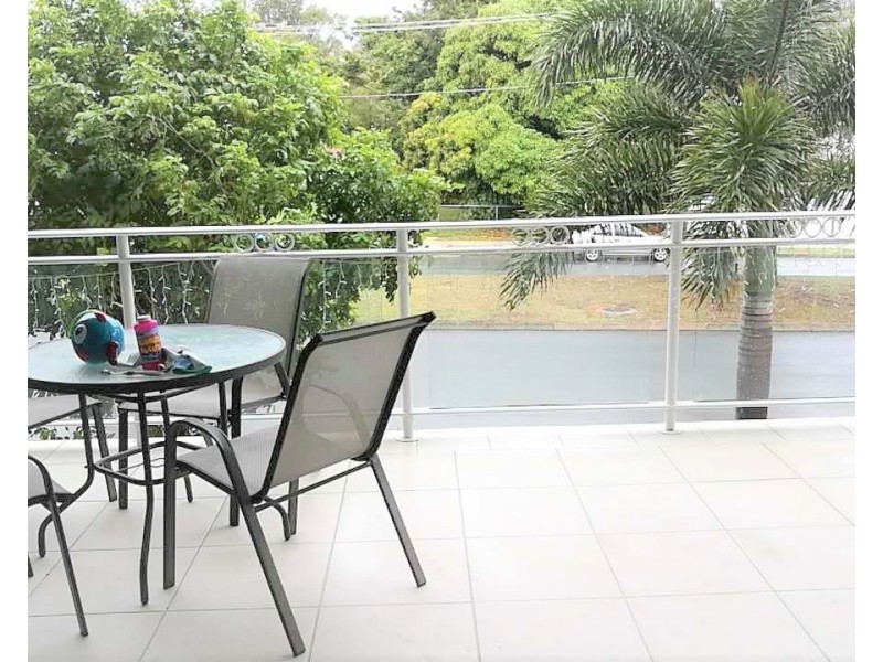 13 LOUIS STREET, Redcliffe QLD 4020