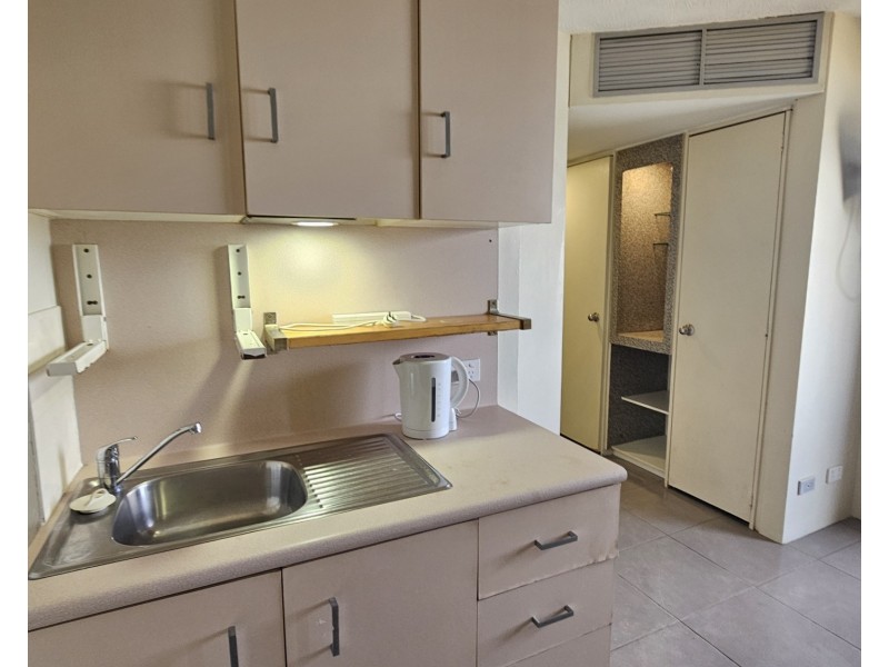 716/2 Barney Street, Southport QLD 4215