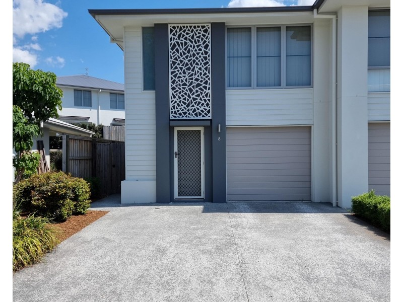 8/1 Isla Street, Pimpama QLD 4209