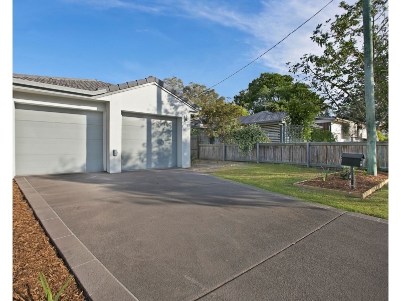 22 Tulip Street, Wynnum QLD 4178