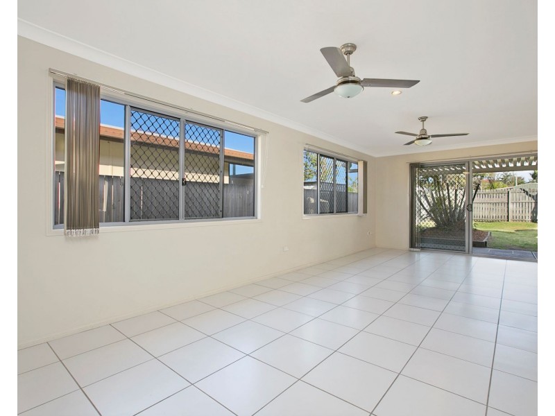 22 Tulip Street, Wynnum QLD 4178