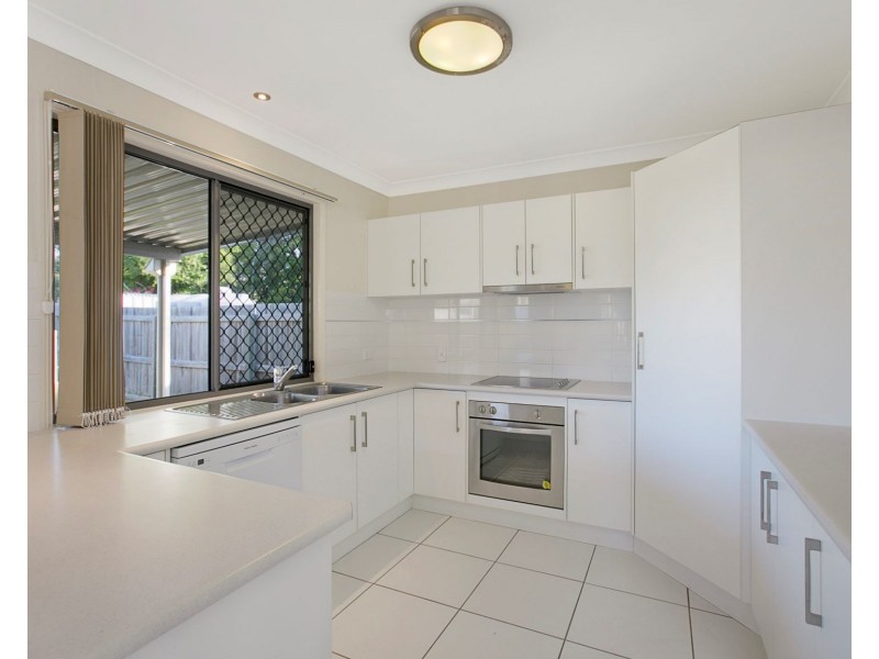 22 Tulip Street, Wynnum QLD 4178