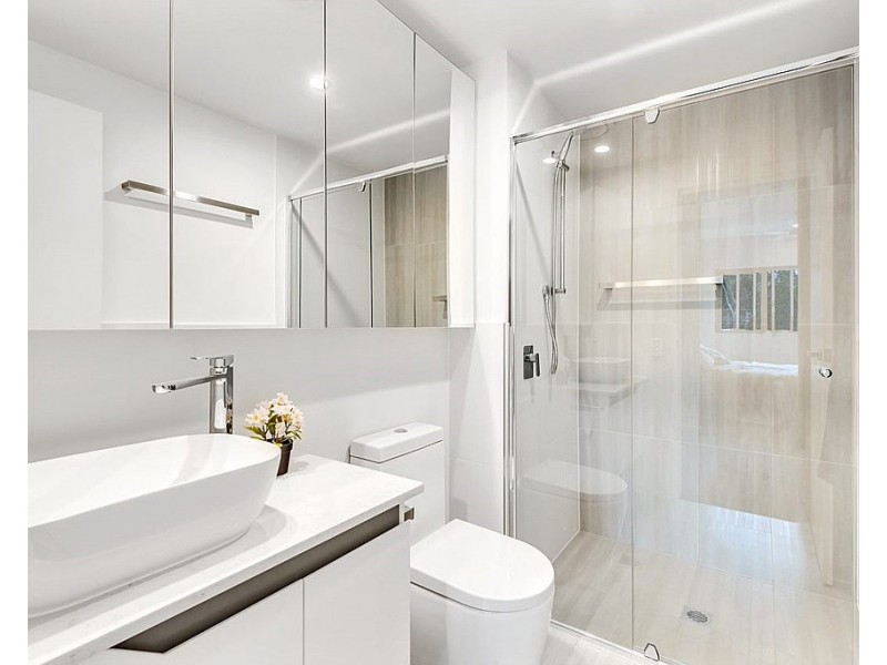 16/33 Sword Street, Woolloongabba QLD 4102