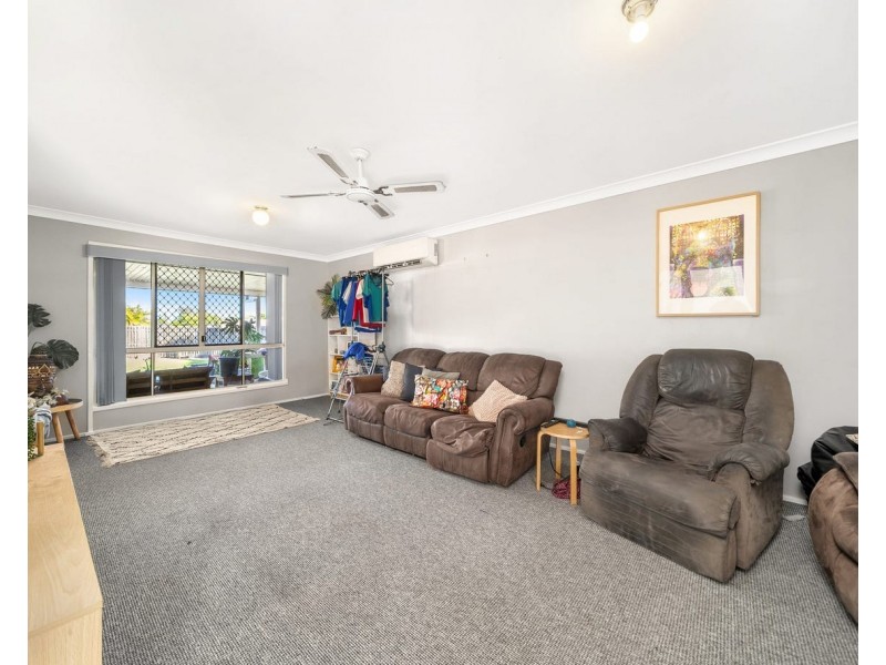 2 Woodland Street, Rothwell QLD 4022