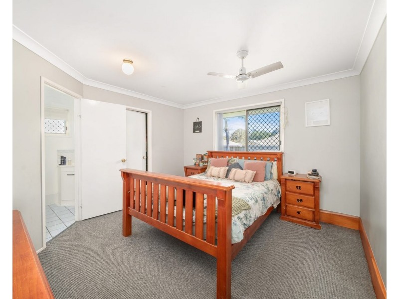 2 Woodland Street, Rothwell QLD 4022