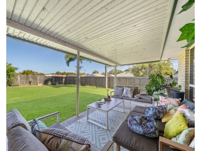2 Woodland Street, Rothwell QLD 4022
