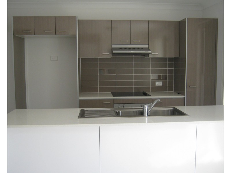 31/1 Santa Ana Lane, Griffin QLD 4503