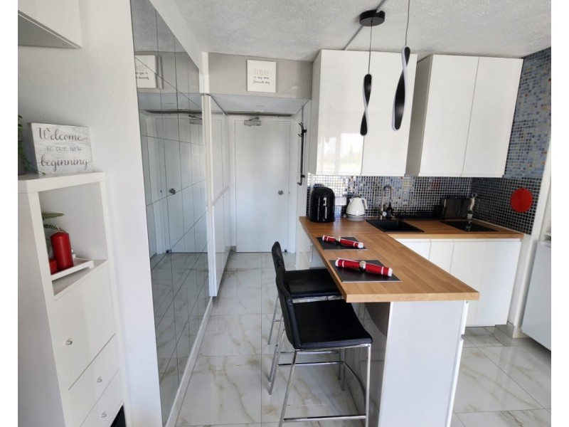 412/2 Barney Street, Southport QLD 4215