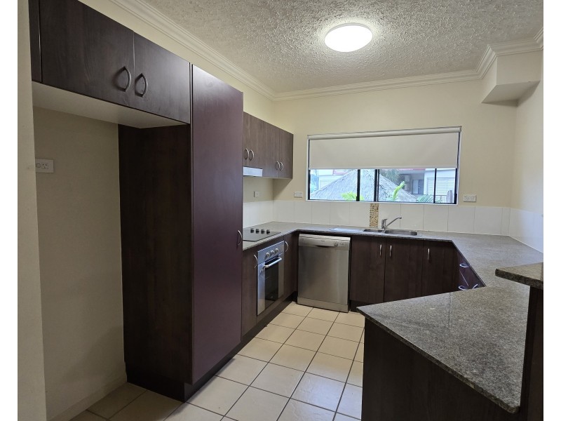 B3/2-8 Rigg Street, Woree QLD 4868