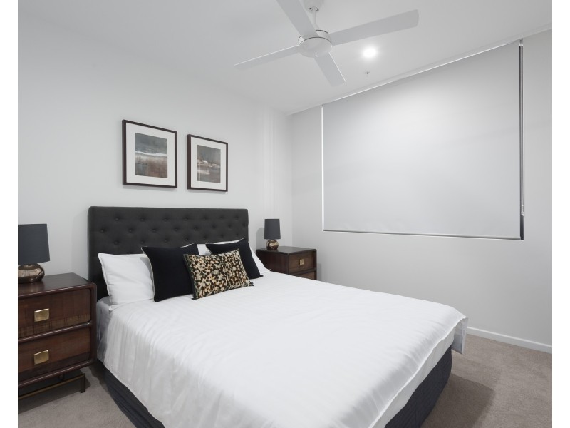 1004/123 Cavendish Road, Coorparoo QLD 4151
