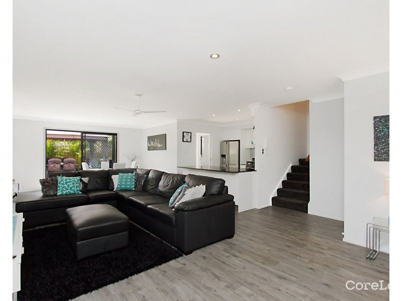 30/2 Concord Circuit, Robina QLD 4226