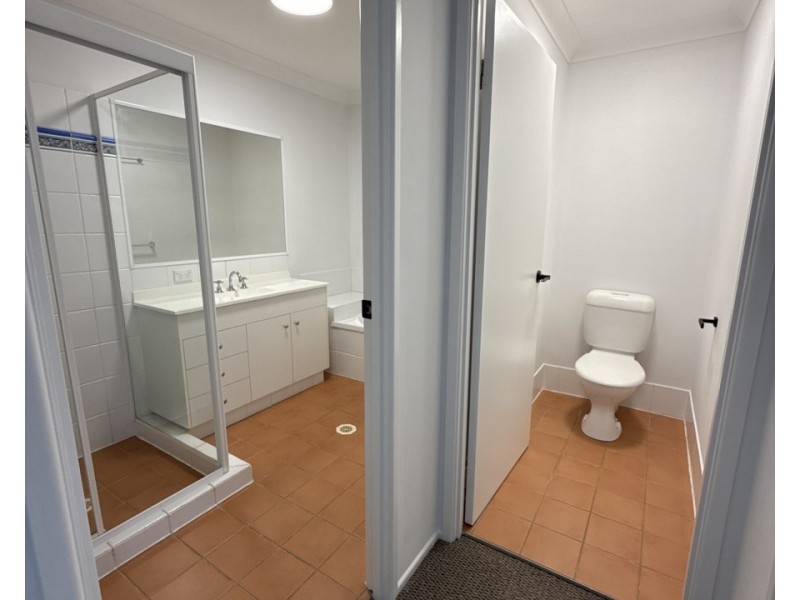 28/2 Concord Circuit, Robina QLD 4226