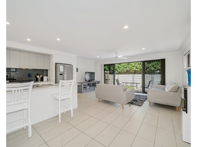 20/188 Gainsborough Drive, Pimpama QLD 4209