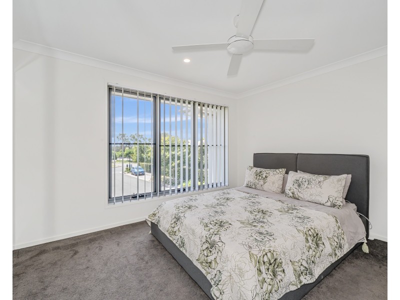 20/188 Gainsborough Drive, Pimpama QLD 4209