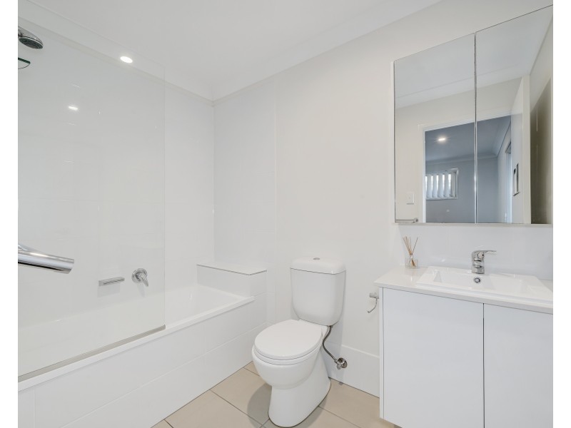 20/188 Gainsborough Drive, Pimpama QLD 4209