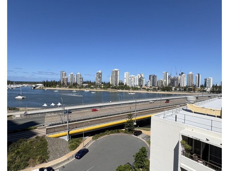 812/2 Barney Street, Southport QLD 4215