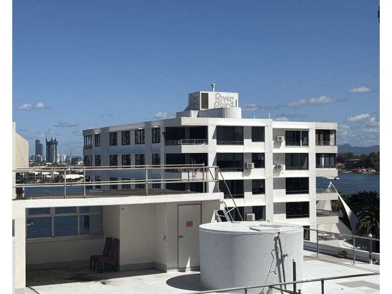 812/2 Barney Street, Southport QLD 4215