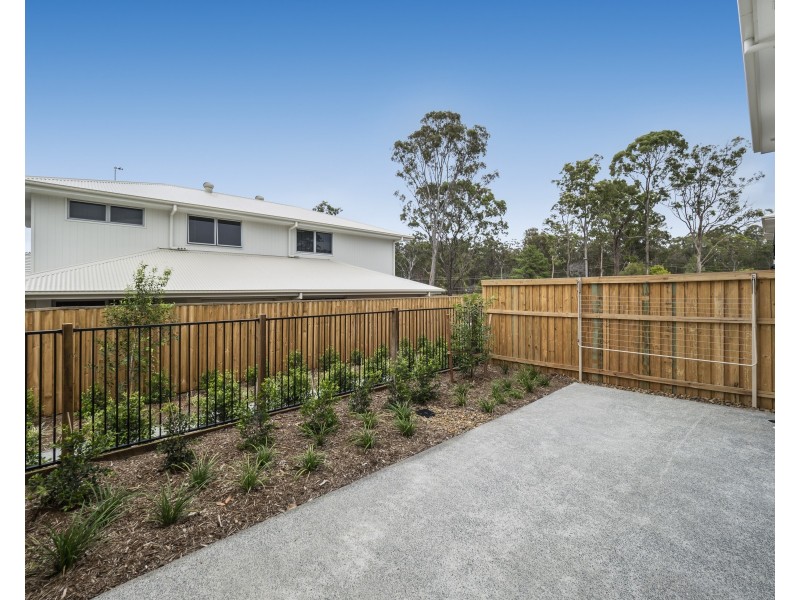 5 Angela Way, Pimpama QLD 4209