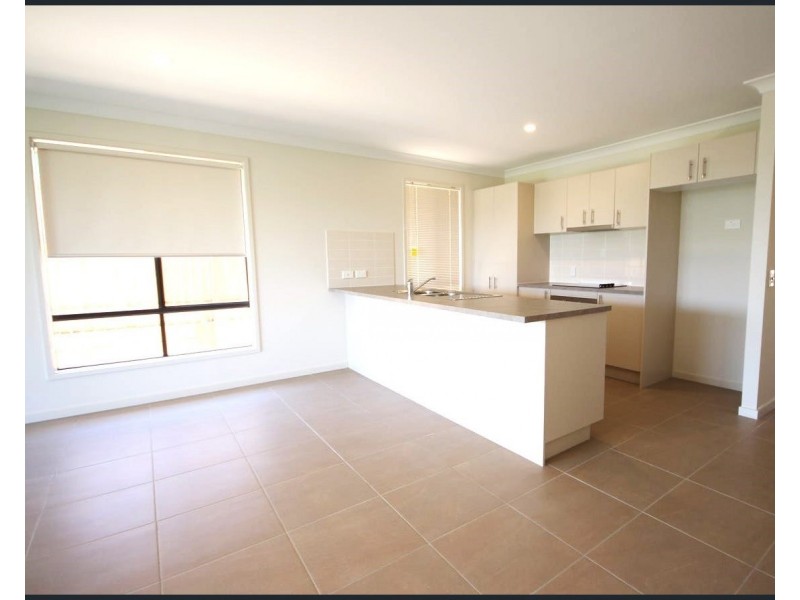 39 John Carroll Way, Redbank Plains QLD 4301