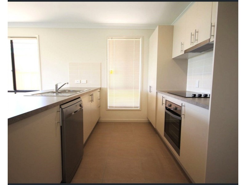 39 John Carroll Way, Redbank Plains QLD 4301