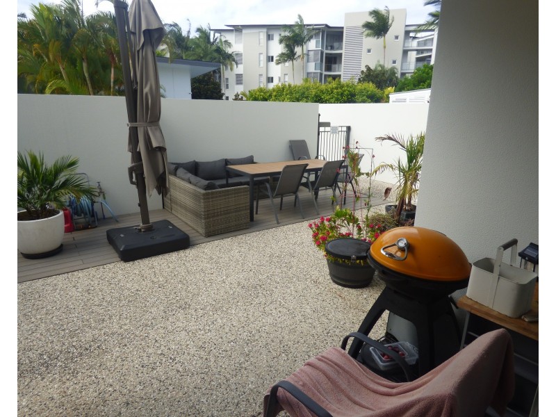 84/7 Grand Parade, Kawana Island QLD 4575