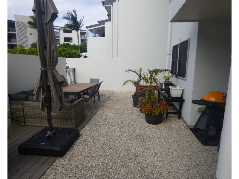 84/7 Grand Parade, Kawana Island QLD 4575