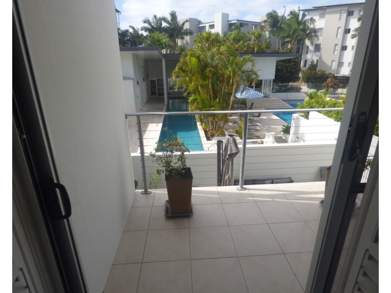 84/7 Grand Parade, Kawana Island QLD 4575