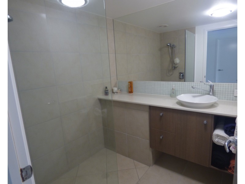 84/7 Grand Parade, Kawana Island QLD 4575