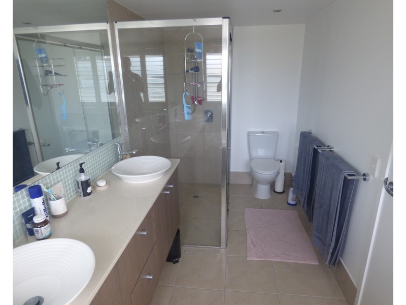 84/7 Grand Parade, Kawana Island QLD 4575